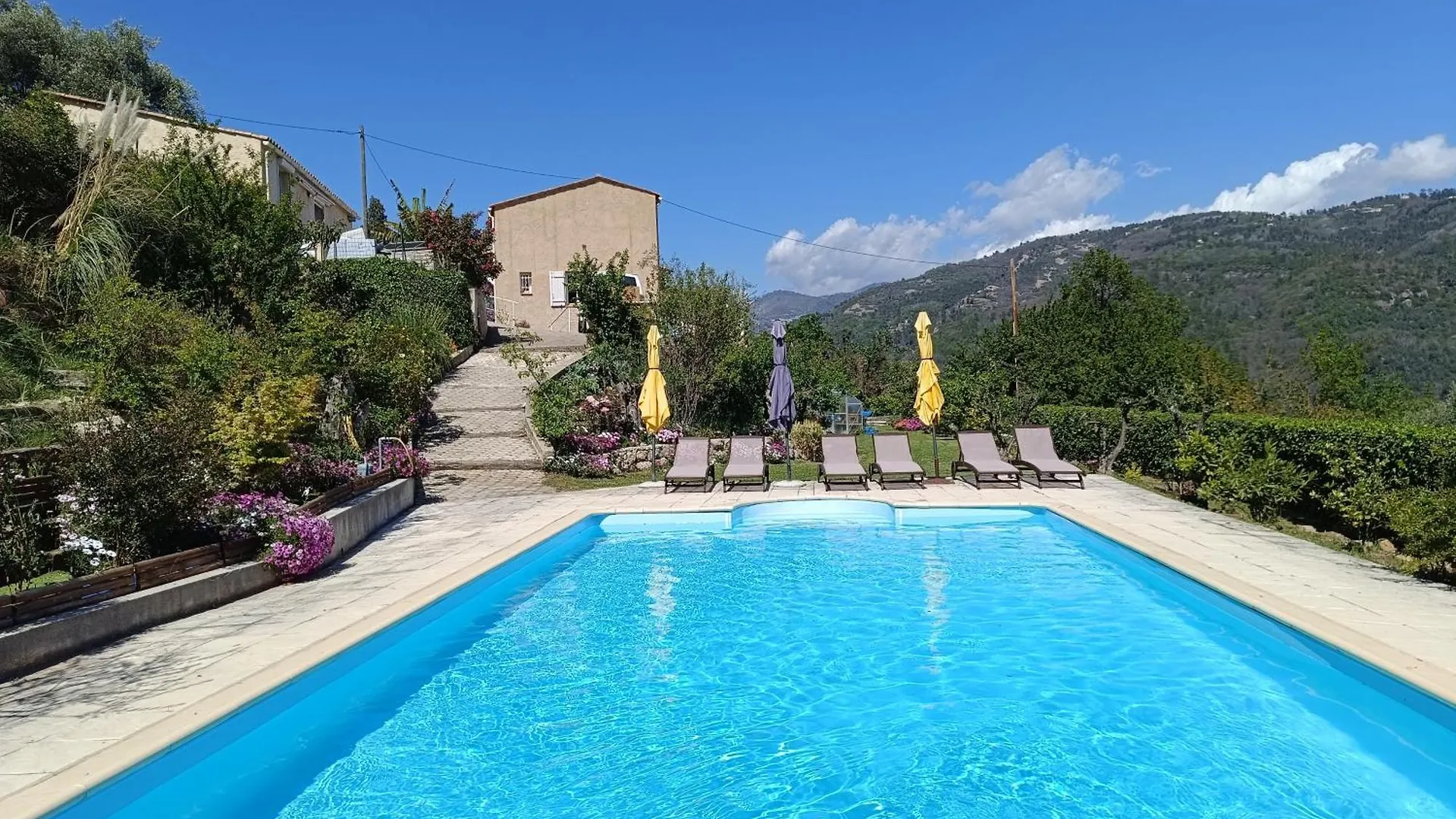 Studio Le Romantique A 20 Kms De Nice Bendejun